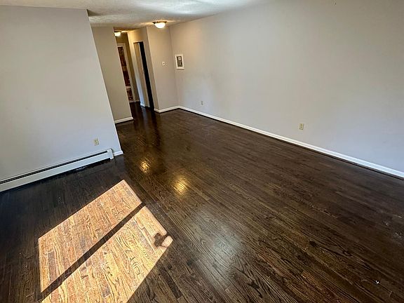 2nd image of 3909 Boudinot Ave #4