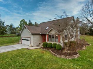 280 Raven View Ln, Lewisburg, WV 24901