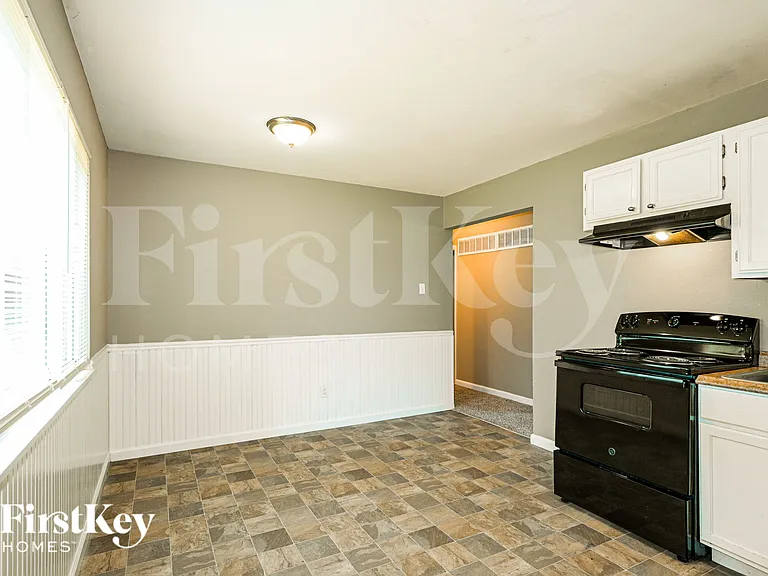 12543 Missouri Bottom Rd — Photo 6
