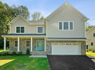 33 Liberty Ave, Berkeley Heights, NJ 07922