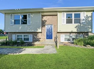 605 Eureka Springs Dr, Lexington, KY 40517