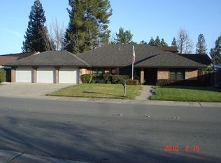 1047 Kensington Dr, Roseville, CA 95661