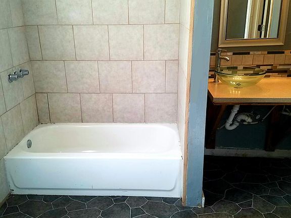 4th image of 3118 W Gerald Ave APT 6