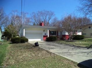 6245 Pawnee Pl, Poland, OH
