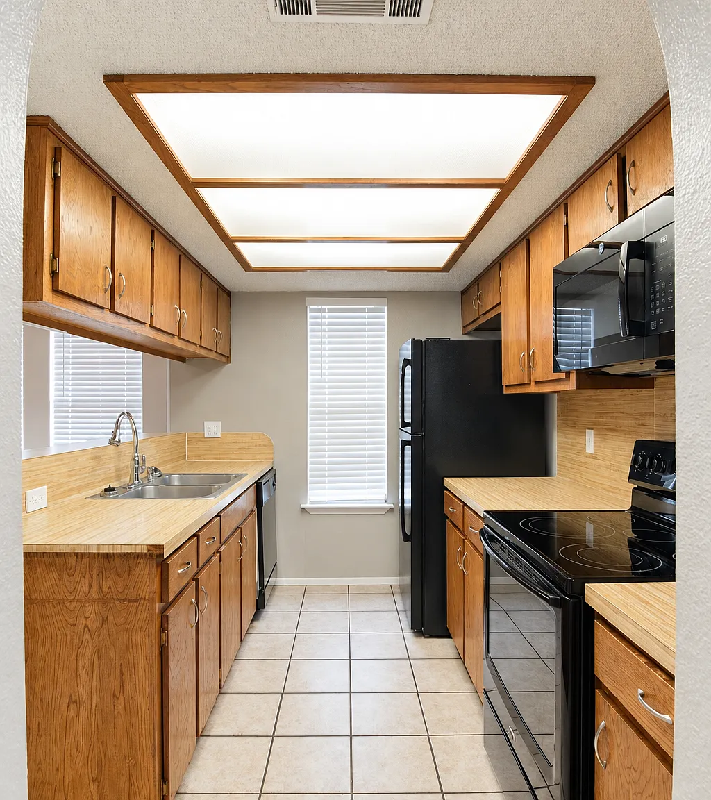 2504 Greenbriar Dr, Killeen — Photo 4