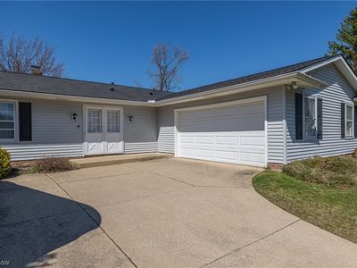 4121 Beverly Hills Dr, Brunswick, OH, 44212