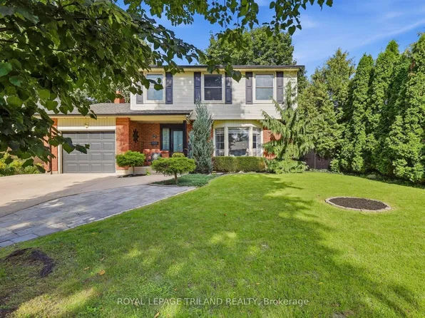 32 Hunter Woods Cres, London, ON N6J 2B1