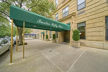 Rented by Living New York