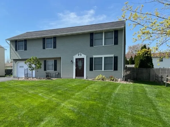 207 Beachview Ave, Syracuse, NY 13209