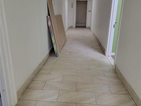 4th image of 21702 Jamaica Ave #2