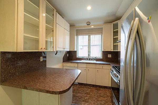 Sold by Compass | media 15
