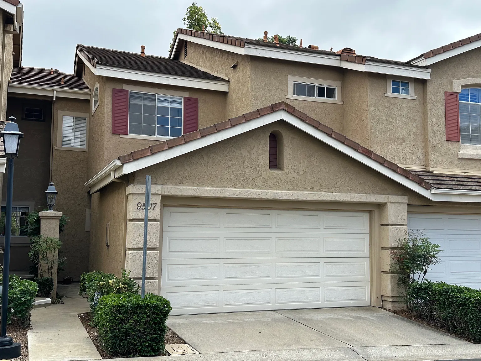 2 bed, 1231 sqft, $3,400 — Photo 1