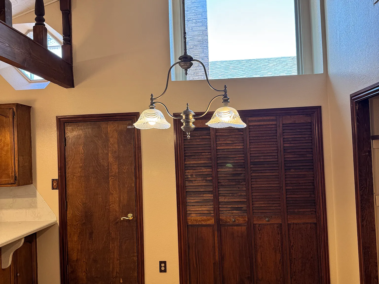 3 bed, 1609 sqft, $2,400 — Photo 4