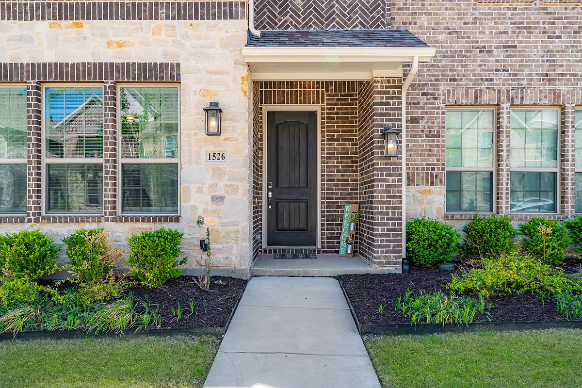 Building Photo - 1526 Windermere Way