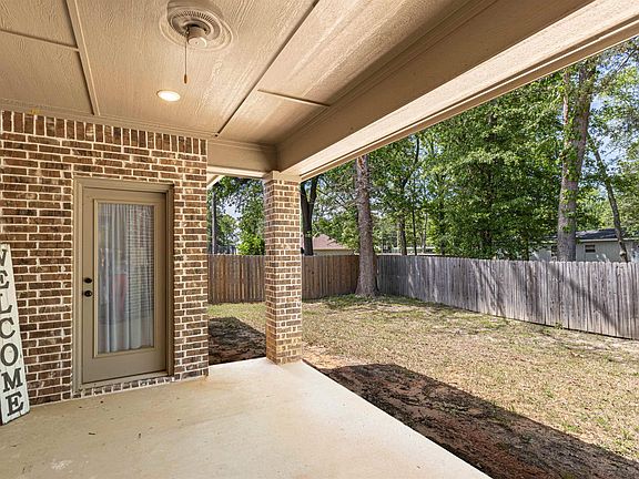3rd image of 107 Rose Row Ln