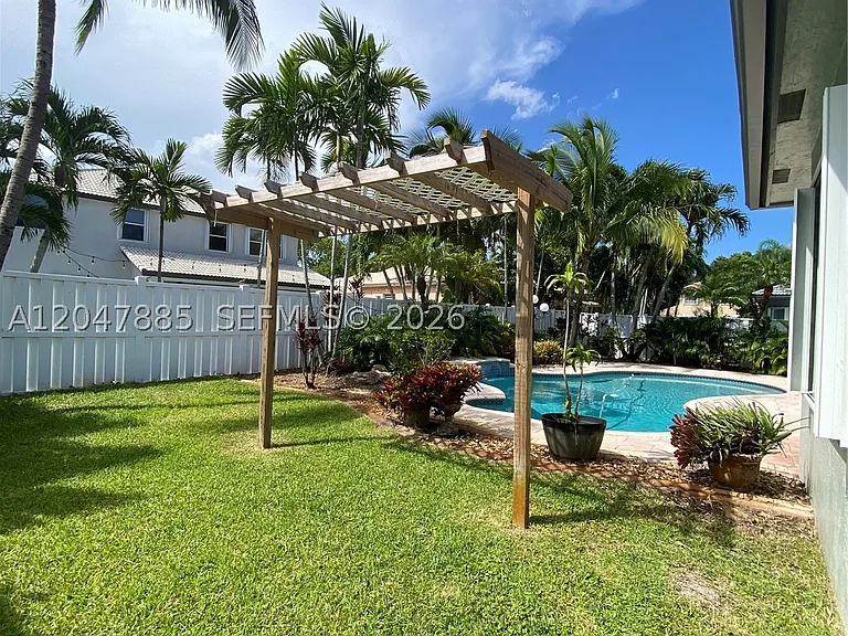 628 SW 168th Ter #0 — Photo 34