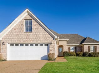 2700 Cherry Tree Dr, Southaven, MS 38672