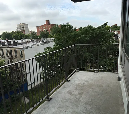 Rented by FirstService Realty (legacy) | media 29