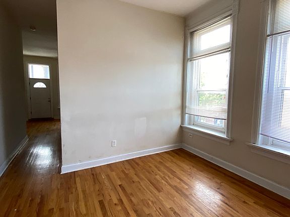 5th image of 3358 N Sheffield Ave #2W