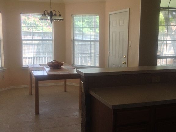 5th image of 3456 Braes Meadow Dr