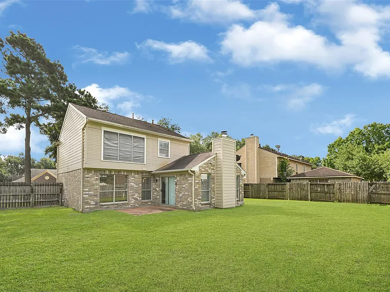 4010 Spring Garden Dr — Photo 20