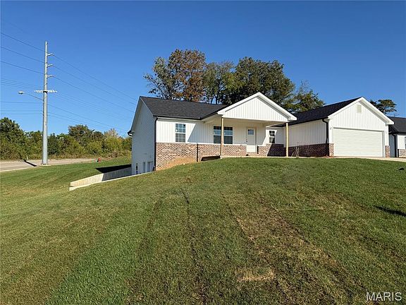 2nd image of 4002 Chapel Ridge Dr