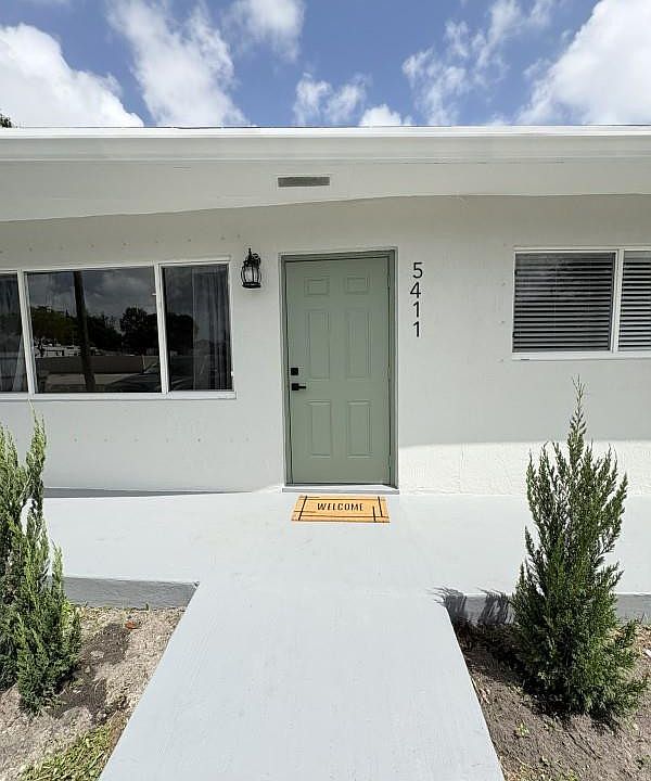 1st image of 5411 SW 41st Street