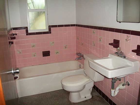 Retro Feel Bathroom