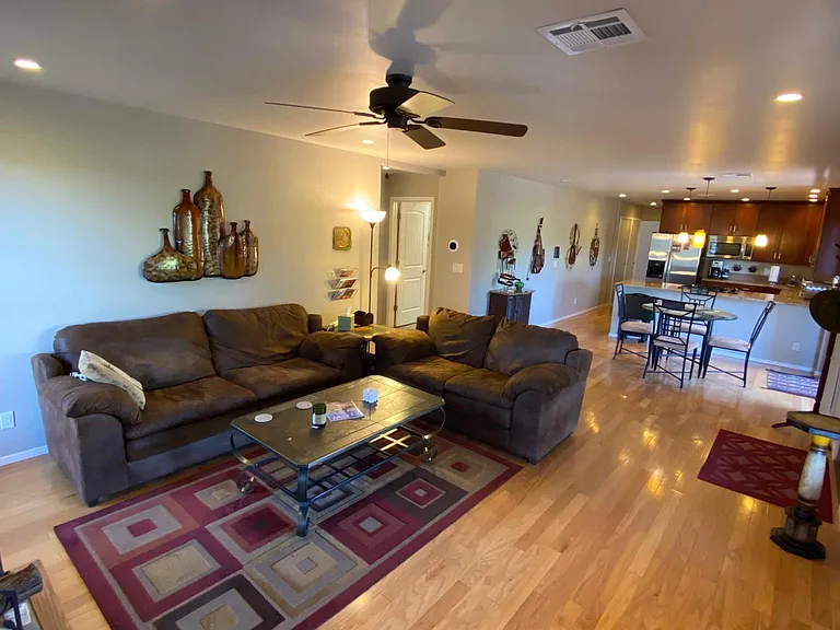 385 Coffee Pot Dr — Photo 34