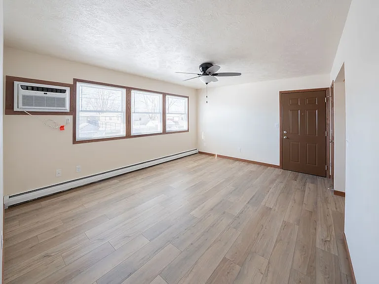 3601 S West Ave #7 — Photo 5