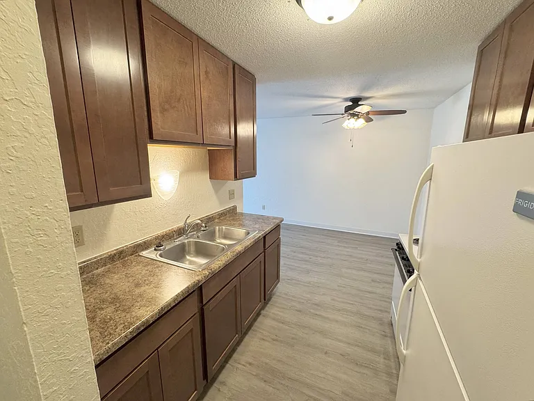 956 Place Apartments — Photo 51