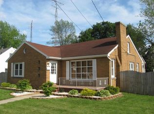 1729 40th St, Kenosha, WI 53140