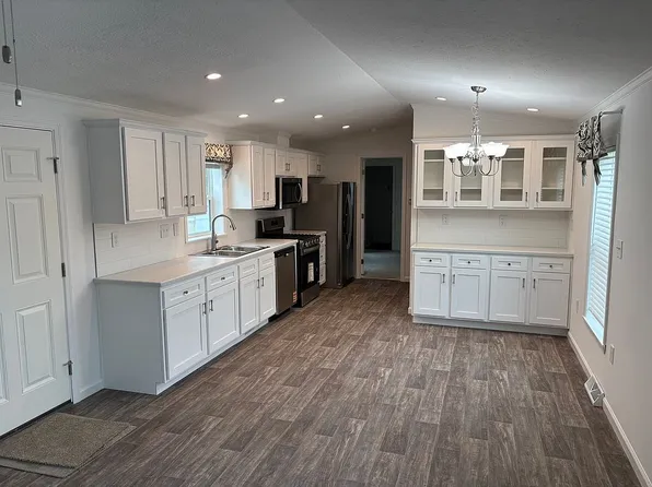 412 4th Ave, Middletown, NY 10941