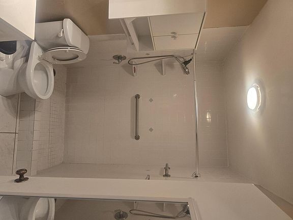 3rd image of 4290 Royal Banyan Way