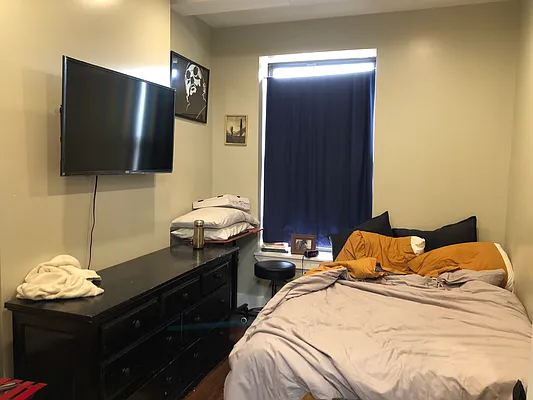 Rented by Yup Realty LLC | media 23