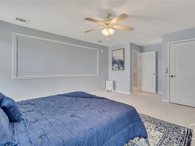 124 Ventura Pl — Photo 29