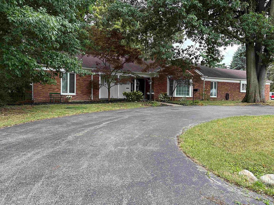 1st image of 1402 Woodslea Dr