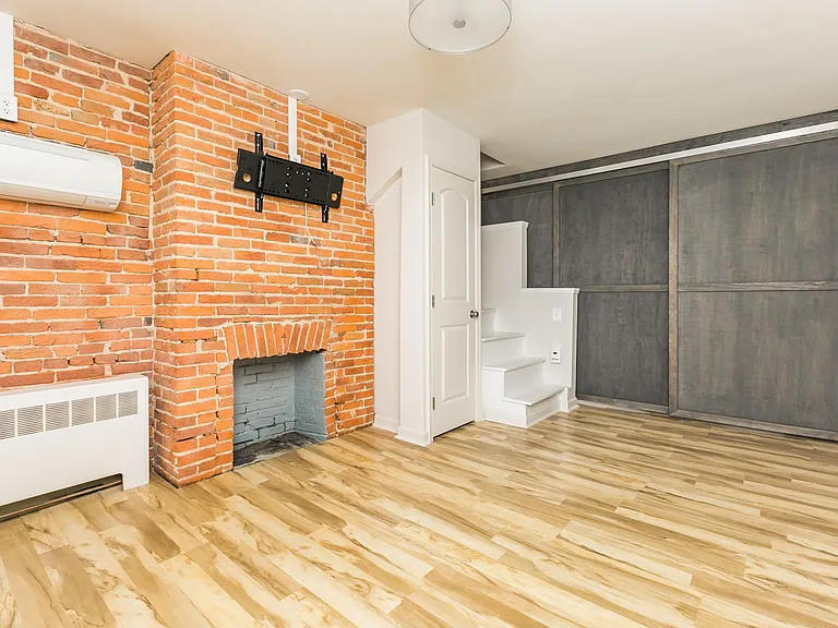 1003 Fawn St #2 — Photo 11