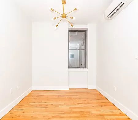 5th image of 1671 Lincoln Pl #2D