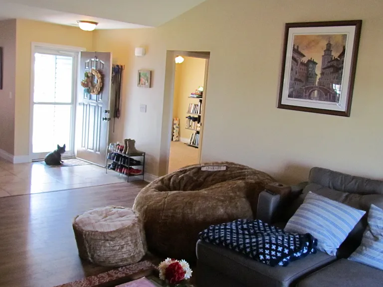 102 Granite Ct — Photo 25