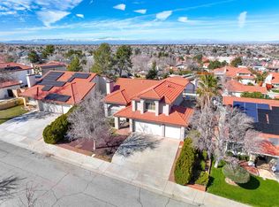 1047 Marigold Ave, Palmdale, CA 93551