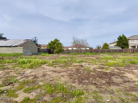 3rd image of 163 Franklin Ln