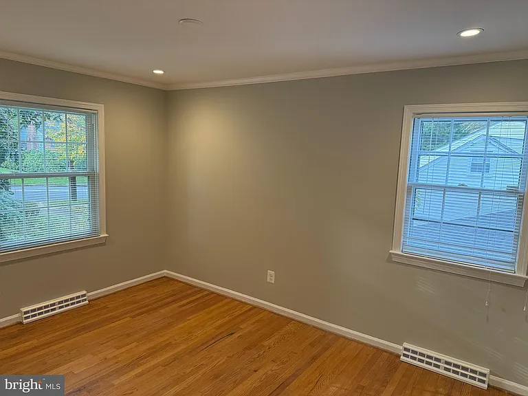 4005 King Arthur Rd — Photo 11
