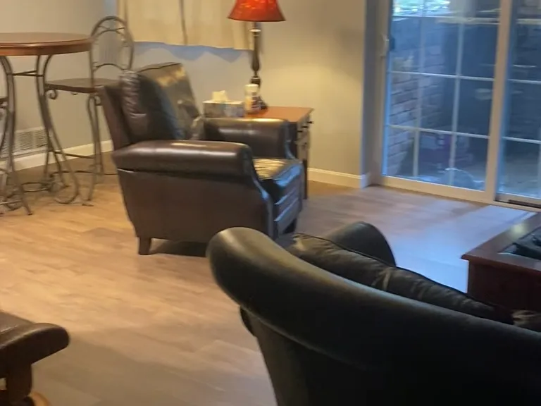 926 Guyasuta Ln #926 — Photo 2