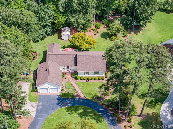 39 Longstreet Rd, Weldon, NC 27890
