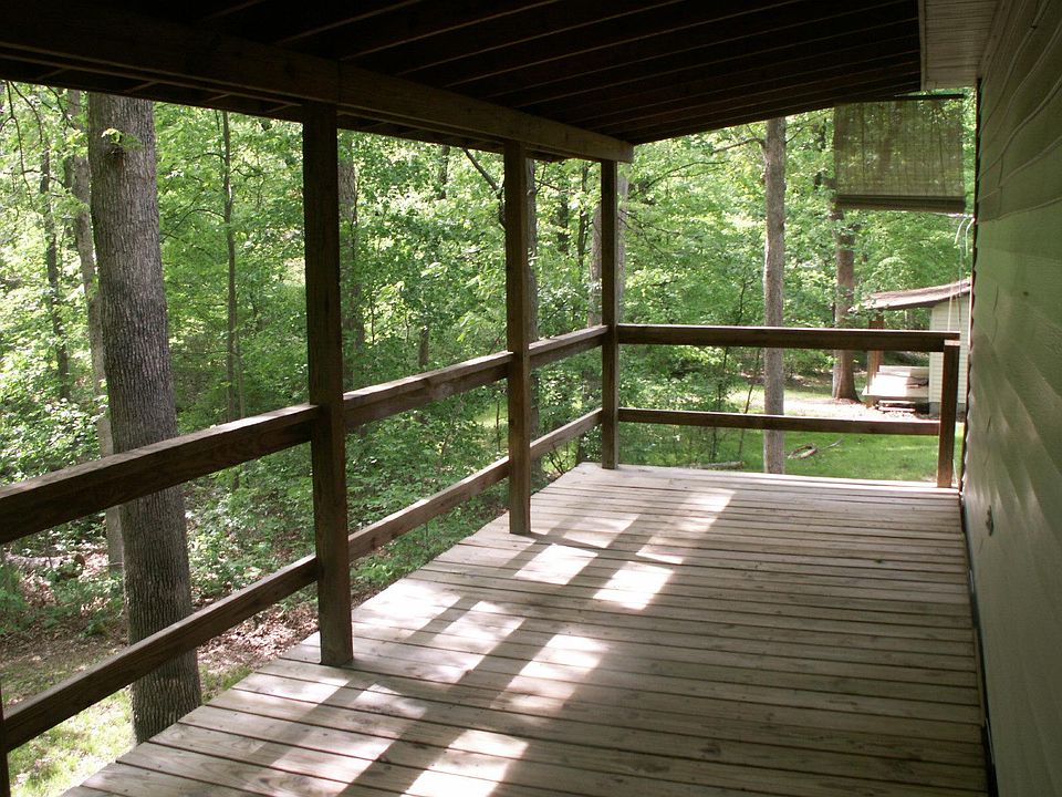 2nd image of 6701 Robin Ln
