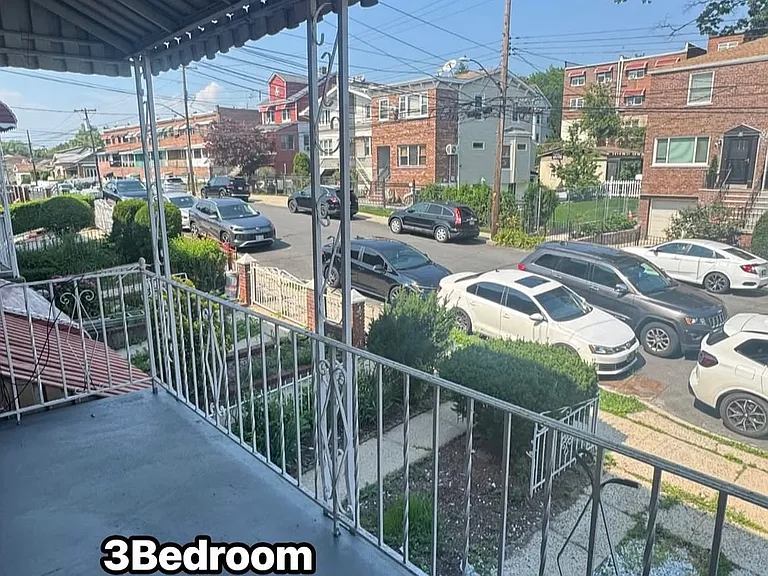 Wickham Ave — Photo 6
