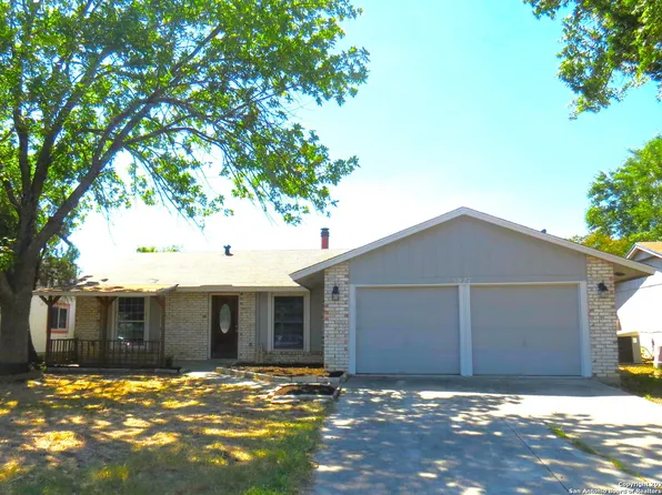 5827 CLIFFBRIER DR, San Antonio, TX 78250
