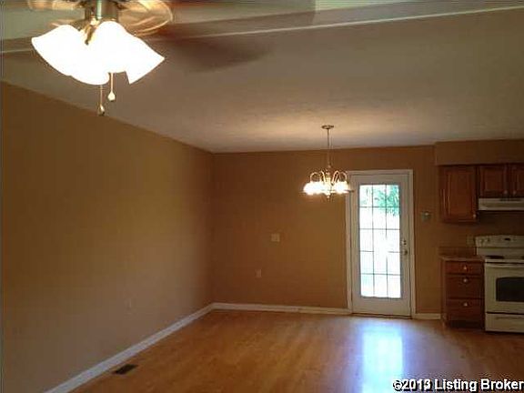 4th image of 707 Aqua Shores Dr