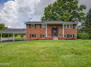 7001 Washington Pike, Corryton, TN 37721